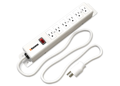 BTICINO MULTICONTACTO C/6 TOMAS C/PROTECCIÓN INFANTIL (7028QZ) (E)