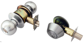 [YACER260L3] COMBO GAMMA TUBULAR CERROJO LLAVE-MARIPOSA / PERILLA LLAVE-BOTÓN CROMO MATE (MX81207)