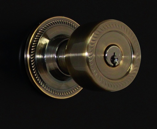 [YACENB85824] CERRADURA YALE NOBEL P/BAÑO LATÓN PULIDO (MX85824)  DDD